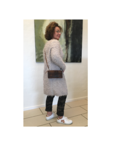 Cognac crossover clutch i lammeskind - Unikke tasker fra Cosystyle